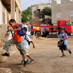 Cabo Verde streets and people — PAS-0353