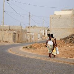 Cabo Verde streets and people — PAS-0350