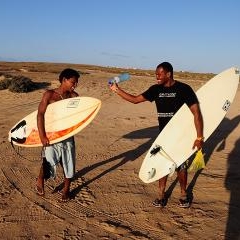 Robertney Barros surfing Ponta Preta — SPO-0149